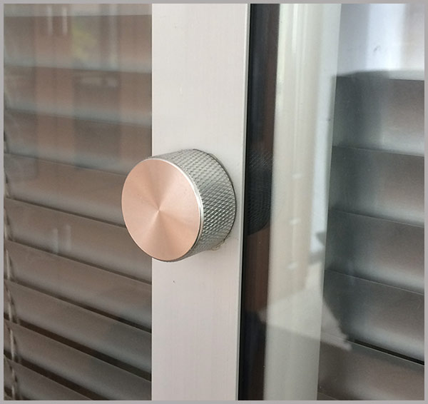 百葉旋鈕開關(guān)